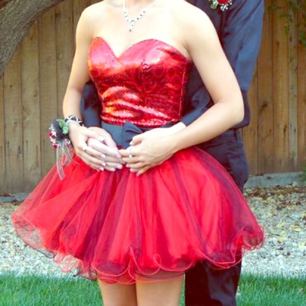Hannah Short Homecoming dress